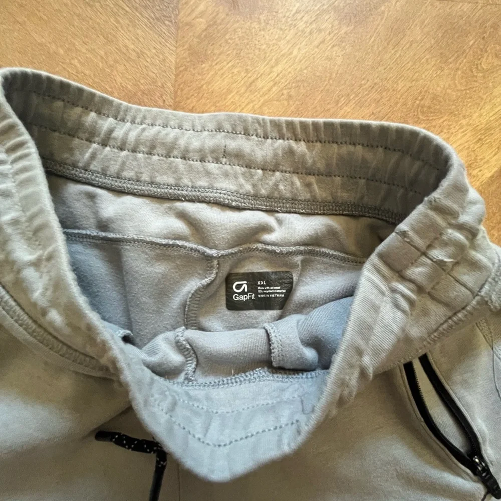 Grey Tie-Waist Shorts - GAP Kids - Black Zip Pockets - XXL (18-20)